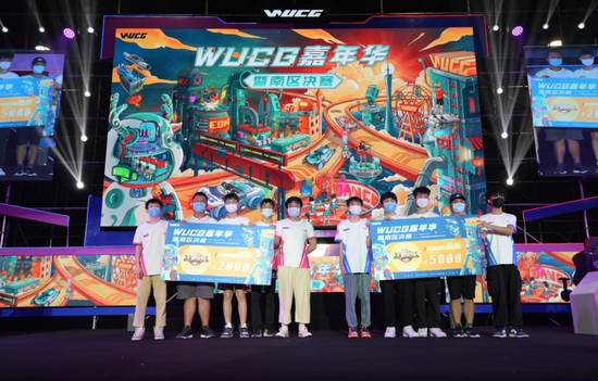 2025福州国际龙舟赛吸引全球青年参与